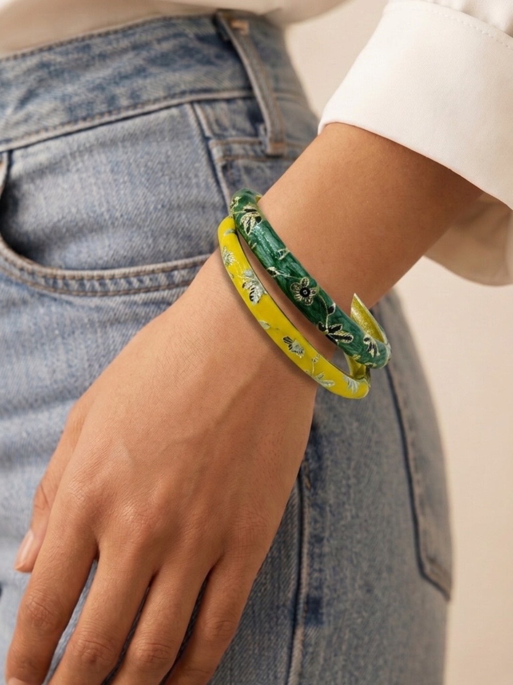 Set of 2 Enamel Floral Hinged Bangle Bracelets  8” Women Jewelry